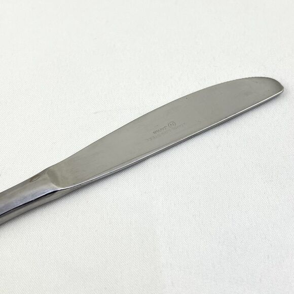 Stylecraft SYF2 T&N Single Rose Satin 8-3/8" Dinner Knife 12pcs Stainless Japan - Picture 13 of 14